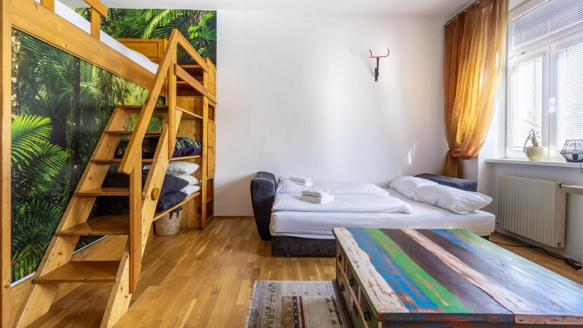 Next To Stadthalle & Westbahnhof Vienna Apartment