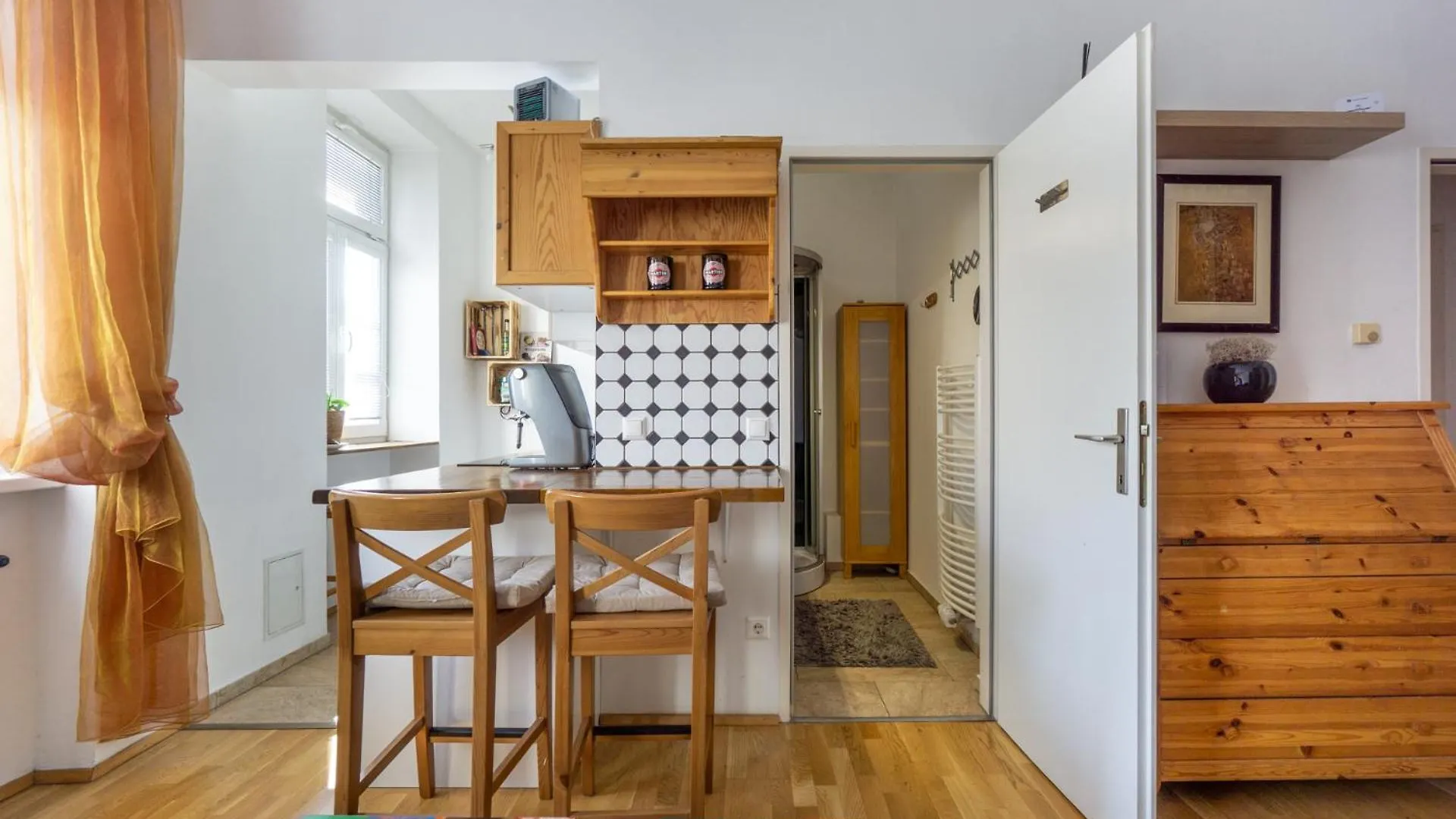 Apartment Next To Stadthalle & Westbahnhof Vienna Austria