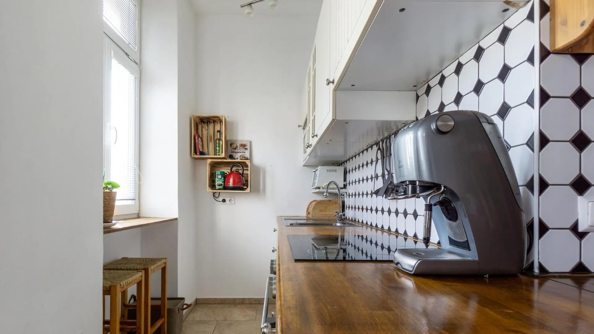 Apartment Next To Stadthalle & Westbahnhof Vienna
