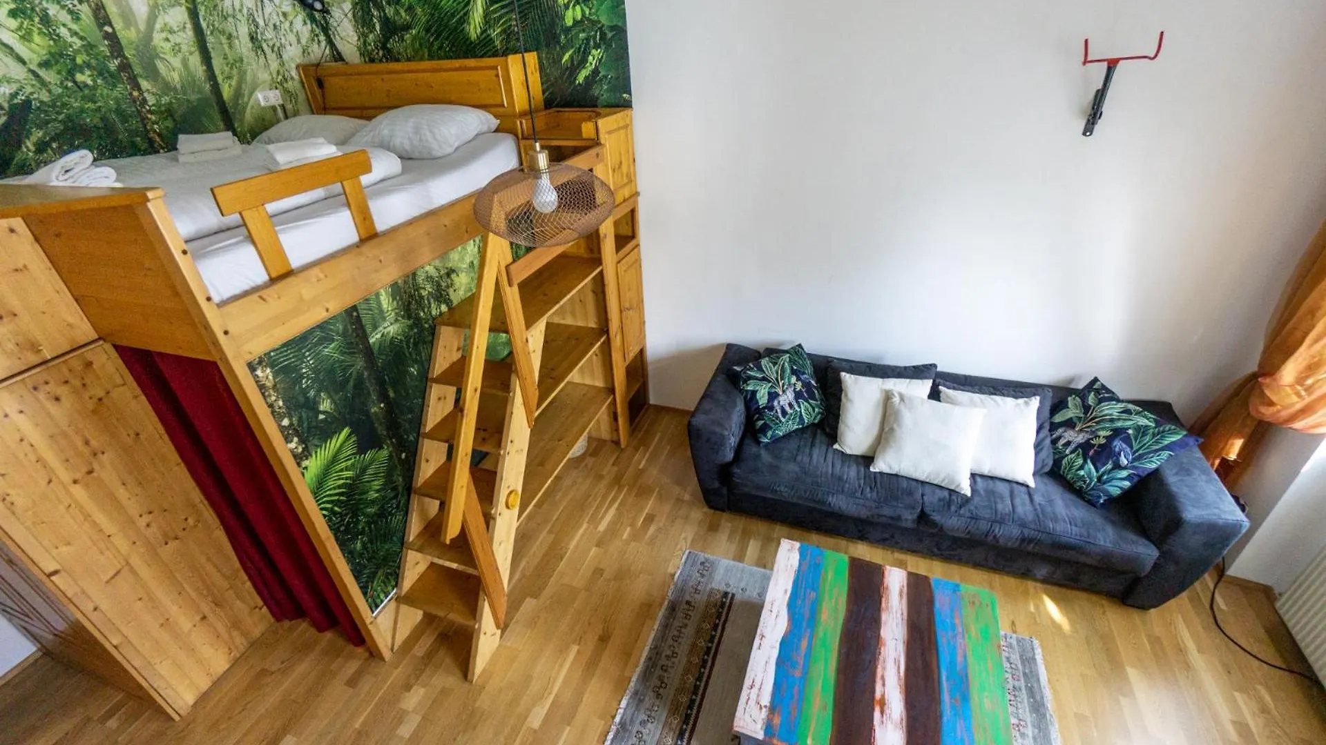 Next To Stadthalle & Westbahnhof Vienna Apartment